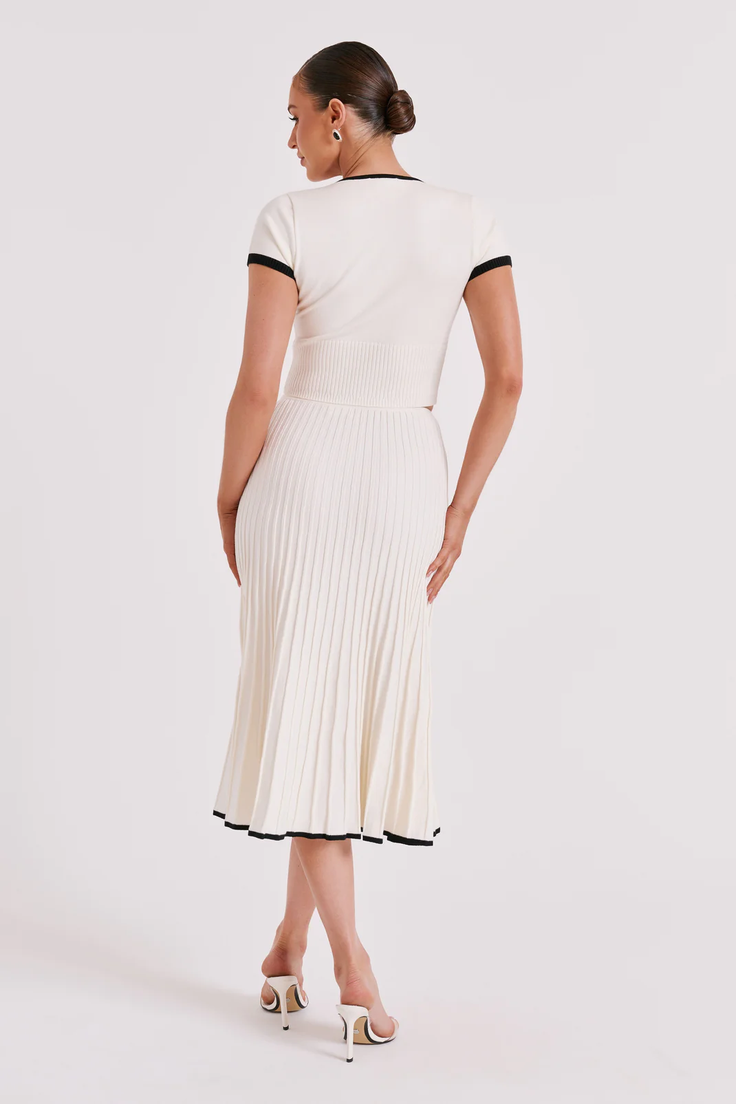 Valeria | Knitted Crop Top Skirt Set