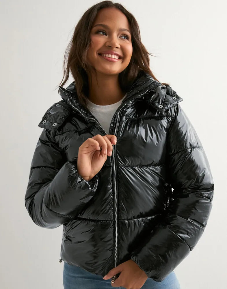 Nori | Shiny Puffer Jacket