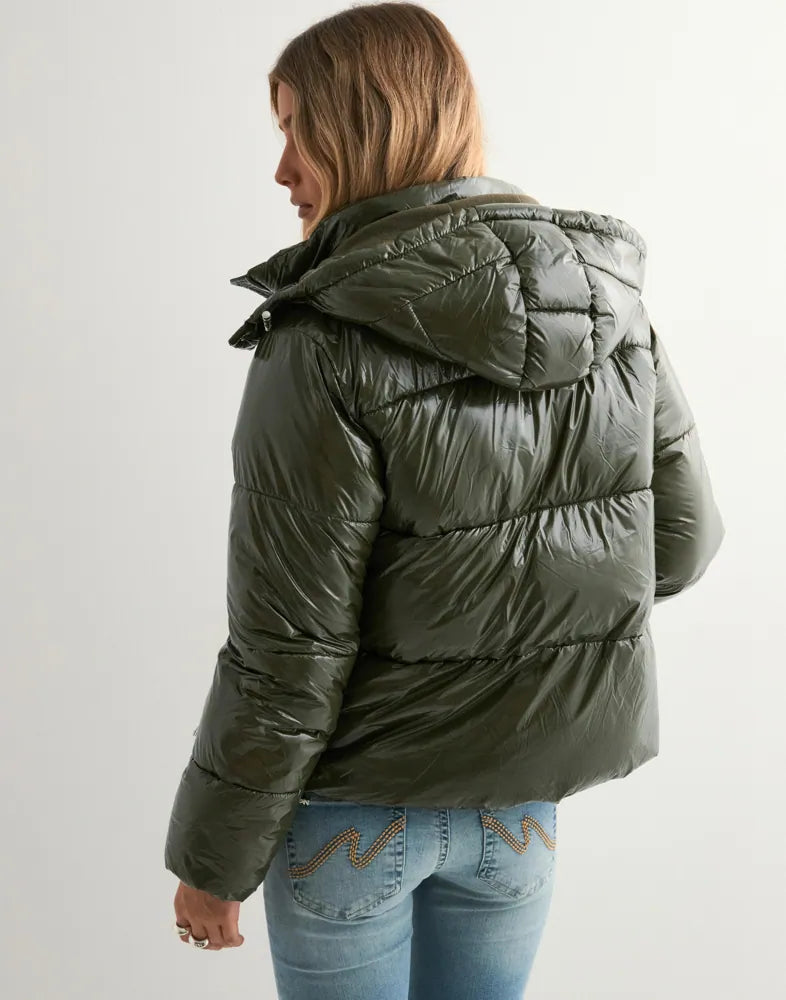 Nori | Shiny Puffer Jacket