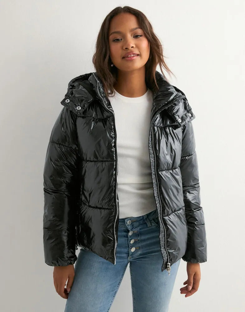 Nori | Shiny Puffer Jacket
